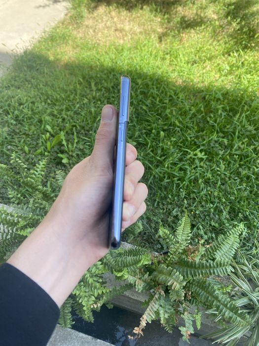 Samsung S21 8/256GB