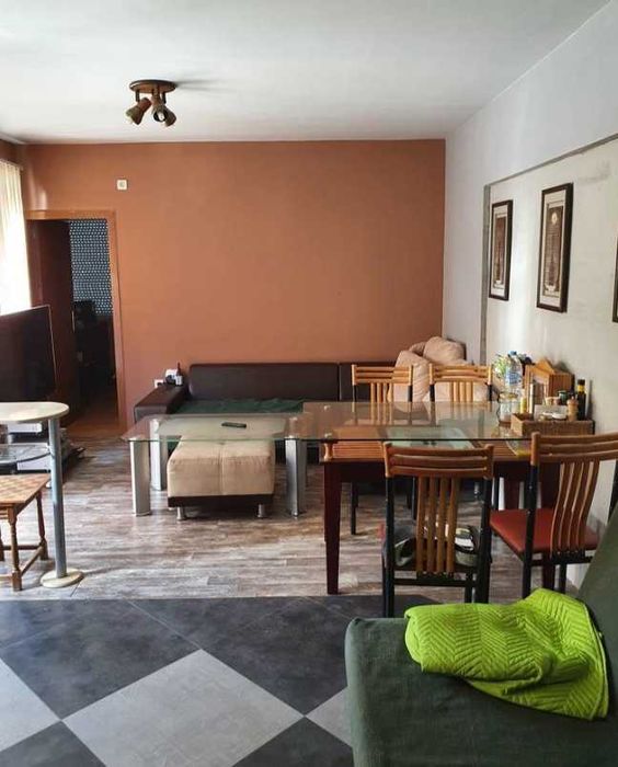 Дава се под наем Двустаен апартамент в Бургас, Сарафово - 65 кв.м за 225 € - Снимка #1