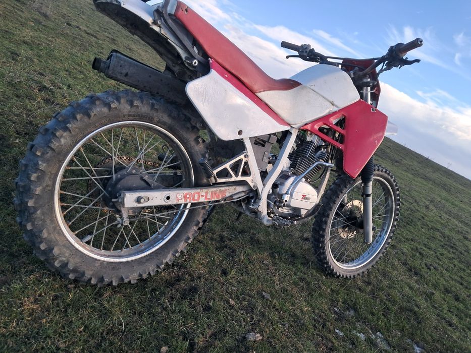 Cross 250cc  4timpi