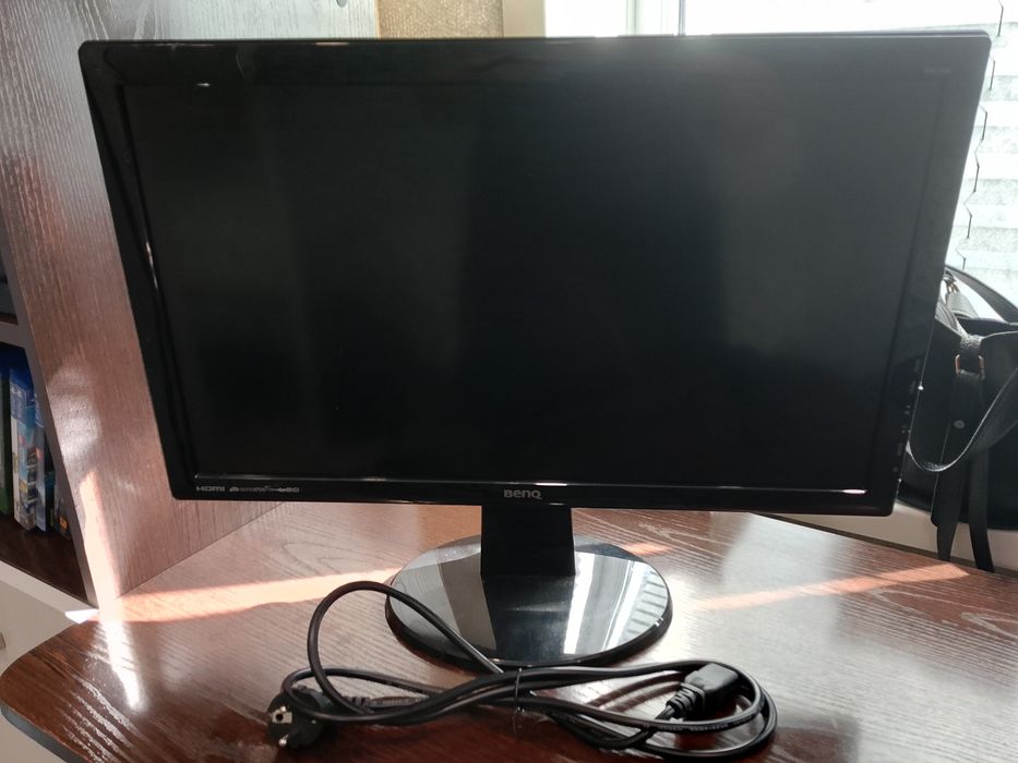 Продам монитор benq