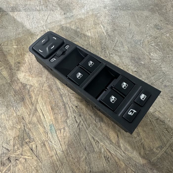 Блок управления стеклоподъемников веста