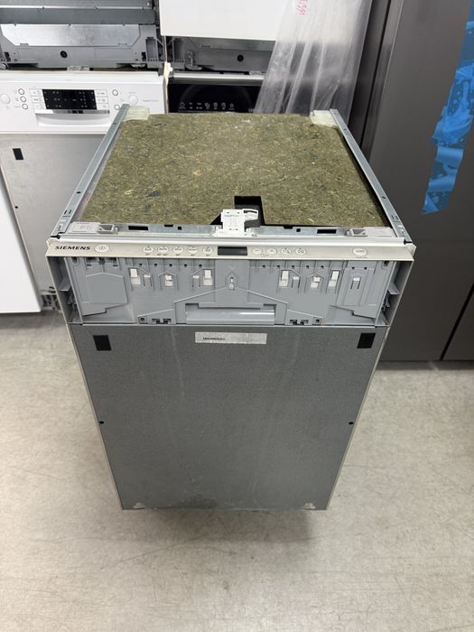 Съдомиялна  за пълно вграждане Siemens 45см