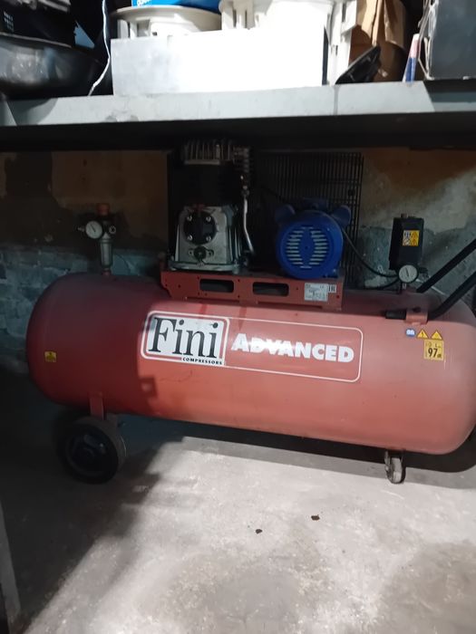 Продавам оборудвана работилница