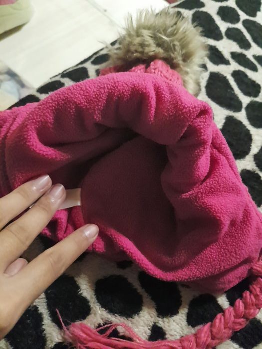 lot hainute fete 1-2 ani