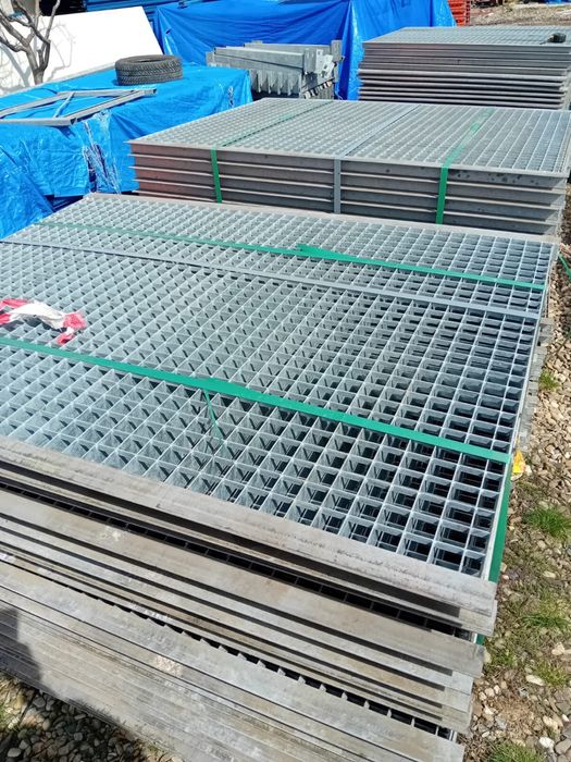 Gratare zincate galvanizate