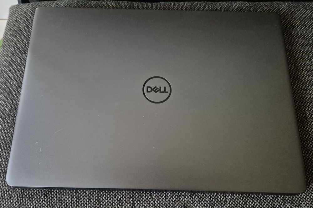 vand laptop Dell Vostro 5481..14"FH..i5 8265 Quad..8 Gb..Ssd 256Gb