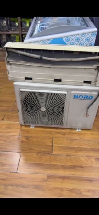 Кондиционер 18 , все работает , пульта нет ,