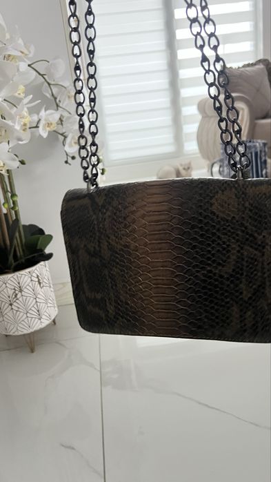 Geanta saint laurent