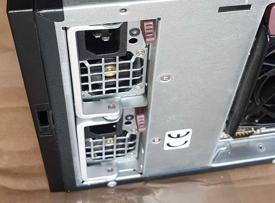 Dual EPYC Top Performance AI GPU Tower сървър 128GB DDR4, m.2, 8xLFF