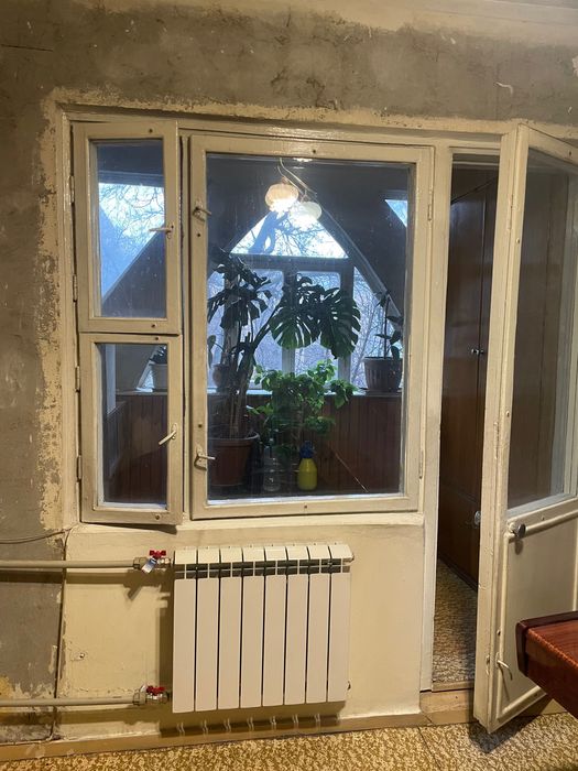 Деревянные окна, двери с лоджии бесплатно