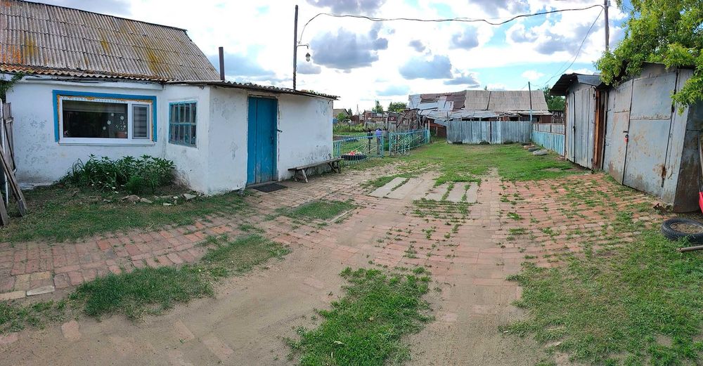 Продам дом в п. Майский