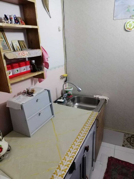 Продается дом на земле в общем дворе