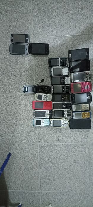 Телефоны на запчасти