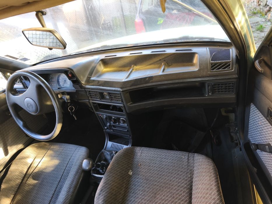 Продава се на части OPEL KADET 1.6 75Kс