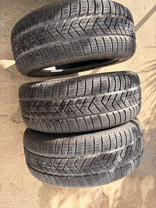 PIRELLI 235.55.18R