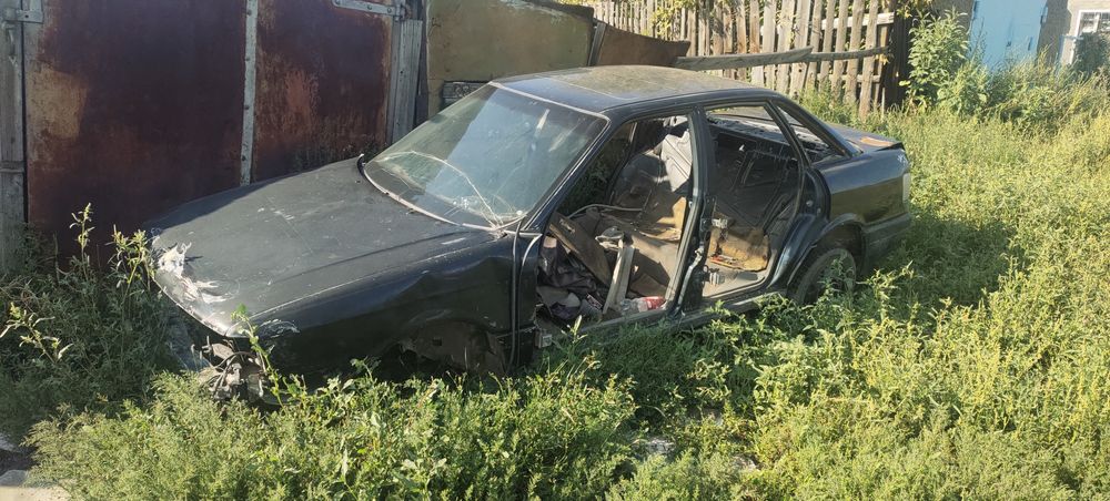 Продам Ауди 80 б3