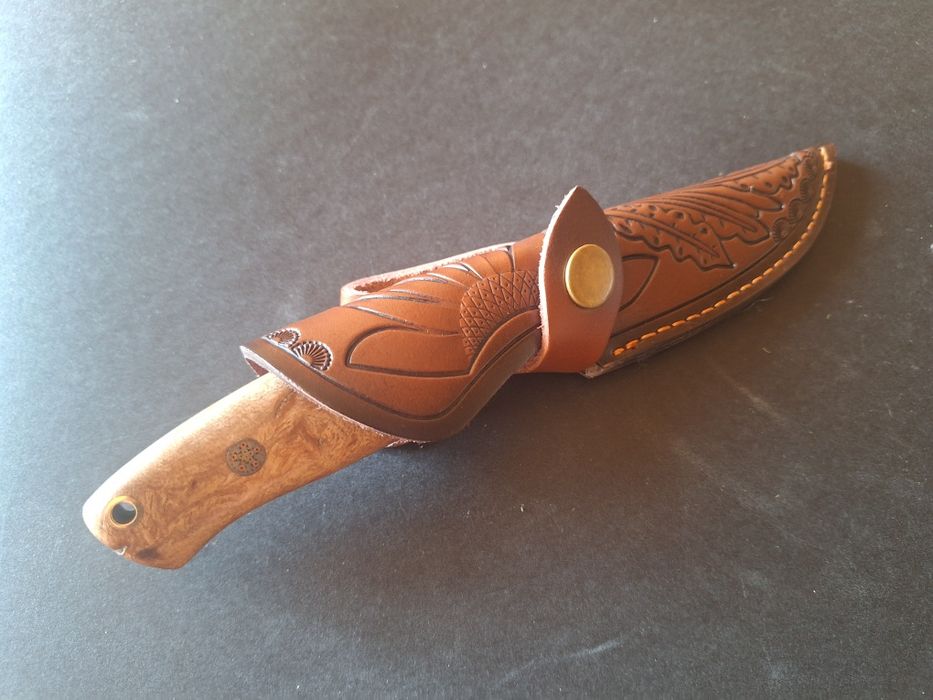 Ловен нож-дамаска стомана VG10