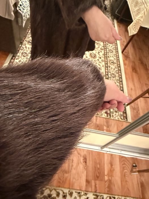 Продам шубу нутрия размер 50-54