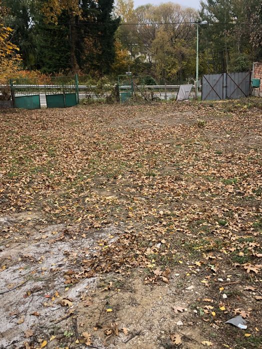 Дава се под наем Парцел в София, Симеоново - 798 кв.м за 1999 € - Снимка #1