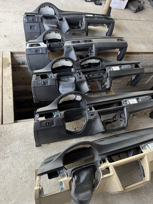 Plansa de bord bmw seria 3 e90 e91 e92