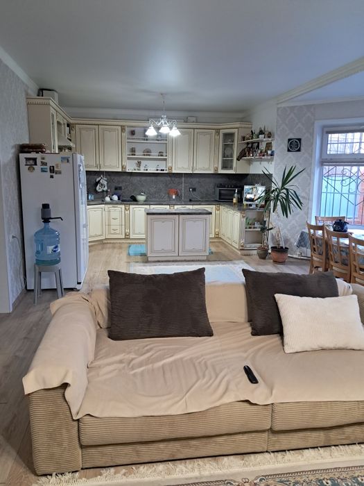 Продам особняк. Дом на земле