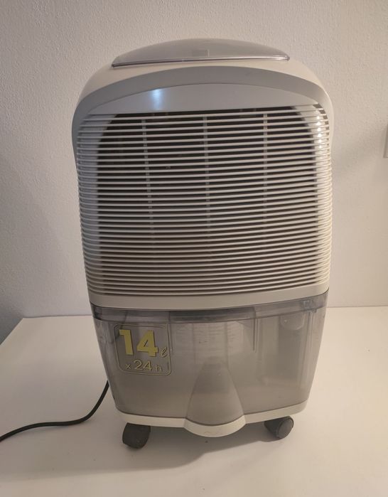 Dezumidificator Delonghi Dec 14 profesional randament 14 L la 24 h