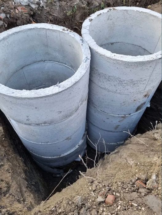 Închiriez miniexcavator