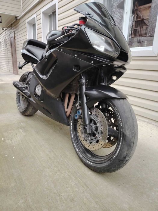 Yamaha YZF-R6 на части