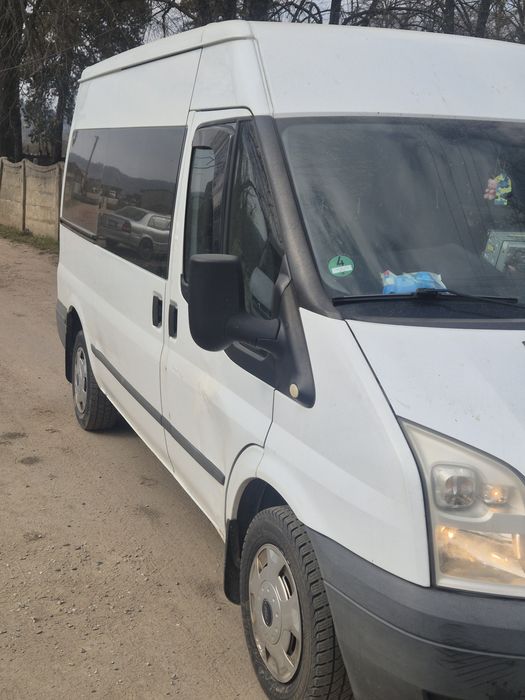 Nu fac schimb ford tranzit