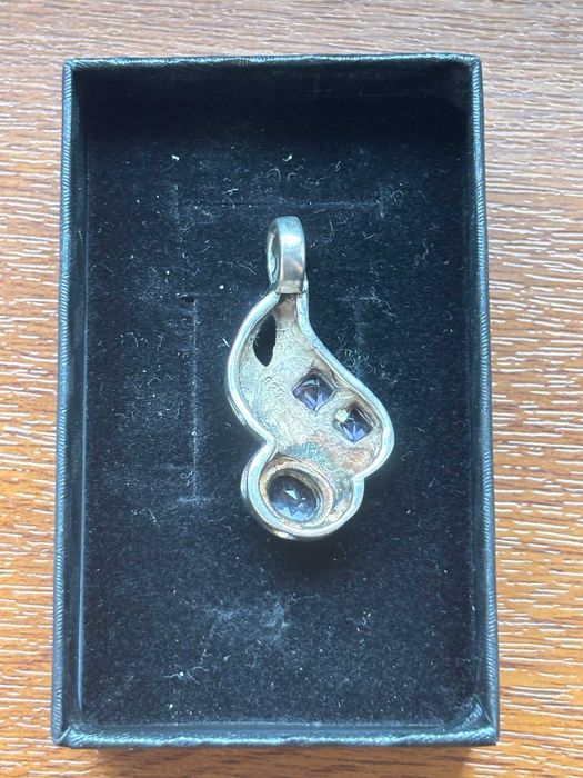 Pandantiv argint 925 și ametiste/design modern/4cm×2,1cm/10g/preț fix.