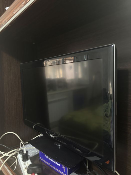 Продам телевизор LG