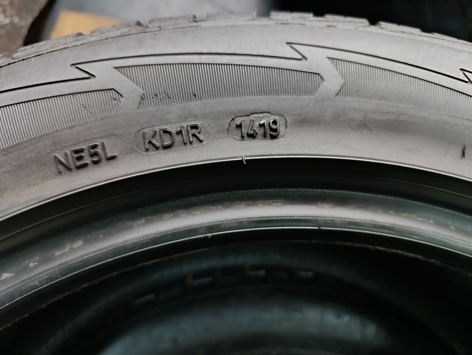 Anvelope de iarnă 225 55 18 Goodyear