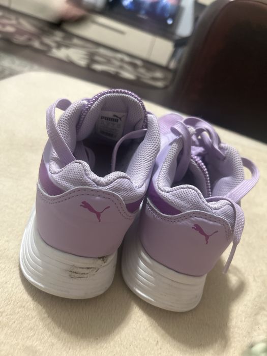Adidasi puma marimea 36 de dama