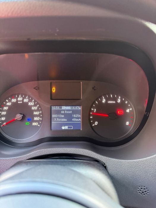 Mercedes Sprinter 316 CDI 3500 kg remorcabil cu dispozitiv de franare