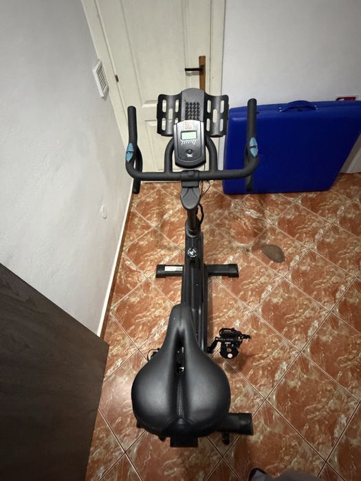 Bicicleta fitness MYRIA