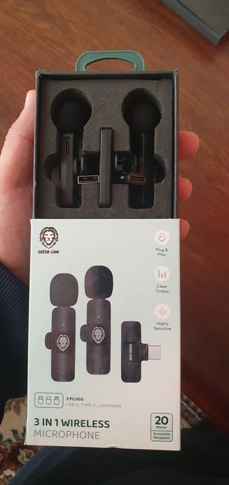 Mikrafon va airpods sotiladi