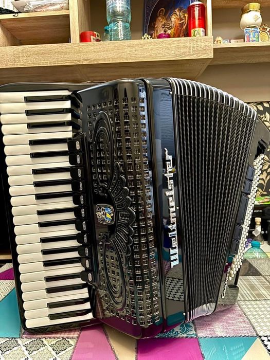 Vând Weltmeister Cantora NOU NOU NOU. Unicat, de colectie