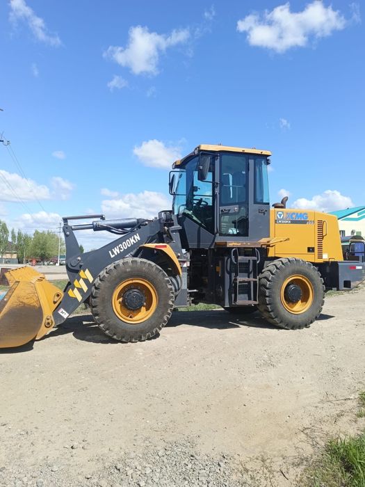 Услуга погрузчика планировка территории ,строительные работы