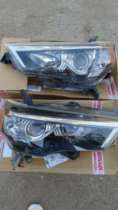 Фары Toyota 4Runner