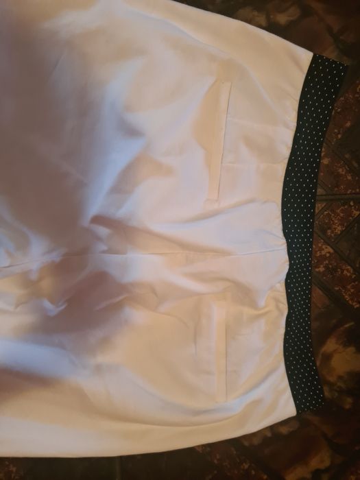 Pantaloni zara albi mar xl la 60 lei Timișoara