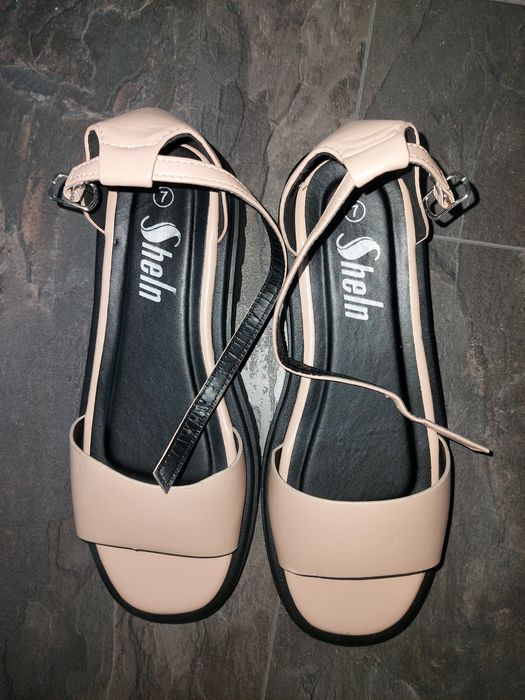 Дамски сандали Shein