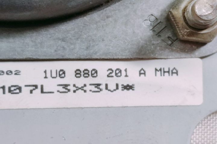 Airbag Volan  1U0880201A Skoda Octavia prima generatie (facelift)