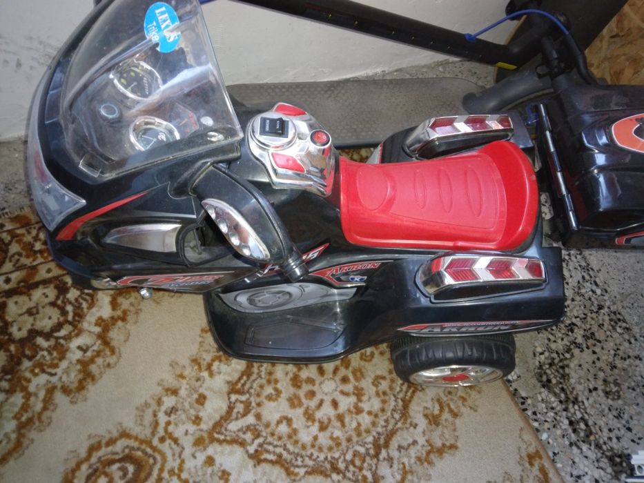 Акумулиторен мотор