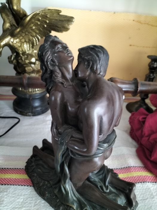 Statuie veche antica