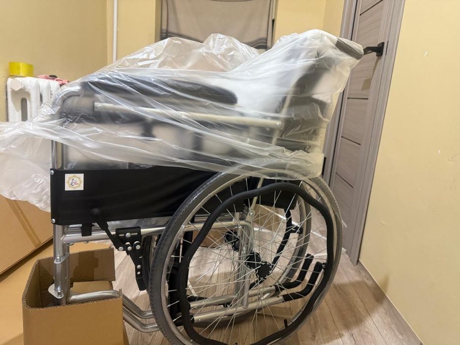 Продам Инвалидную Коляску