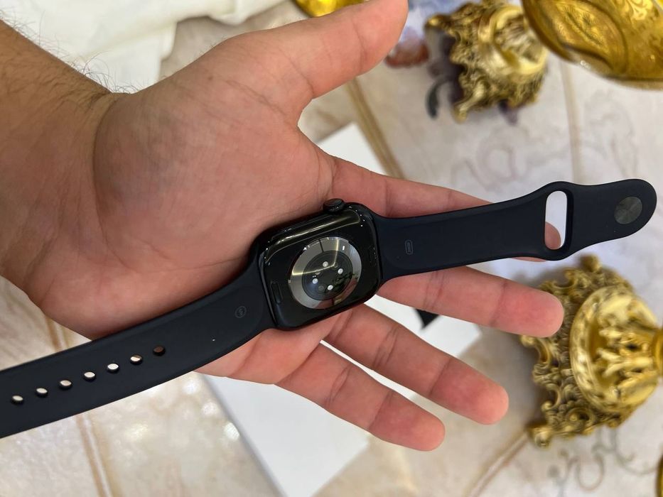 Apple watch 10 100yomks