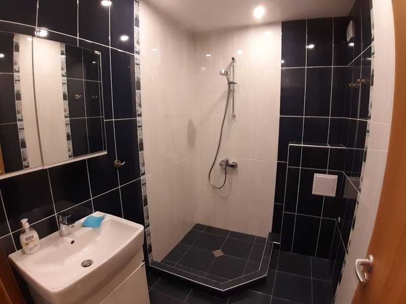 Дава се под наем Тристаен апартамент в София, Банишора - 86 кв.м за 698.19 € - Снимка #4