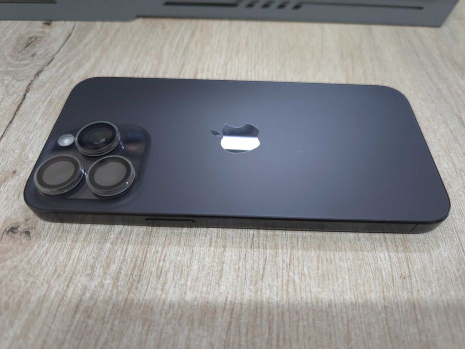 Iphone 15 pro max / dual e-sim / LLA version / battery 88%/ Grey