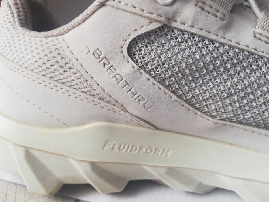 Продам б/у женские кроссы ECCO /mx w