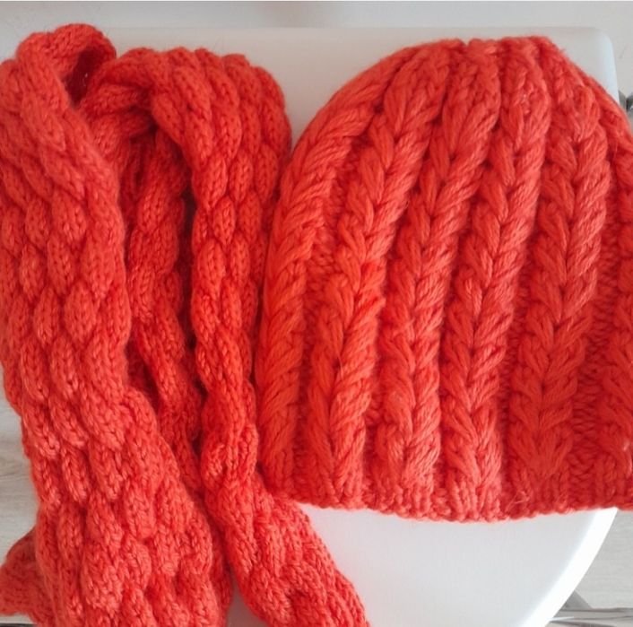 Шапки по 3000 тенге